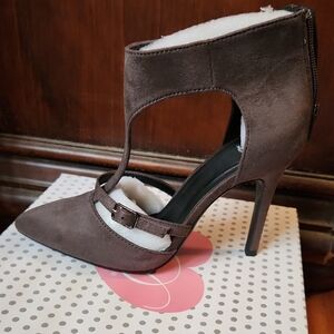 Northern Reflections Brown High Heeled T-Strap Shoes